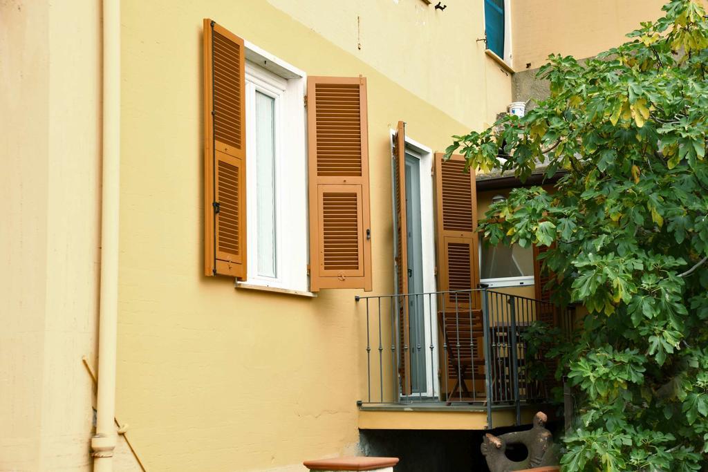 La Casa Del Gallerista Manarola Exteriör bild